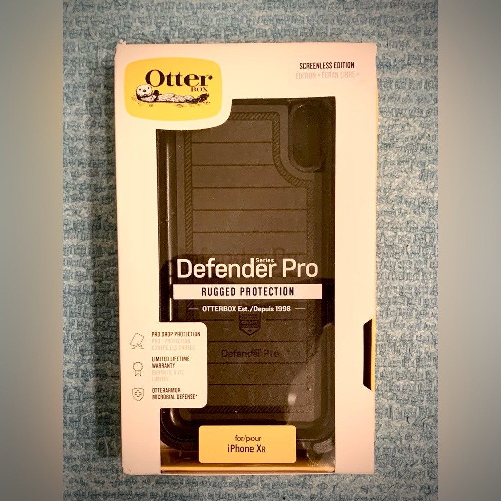 OtterBox Defender Pro Black Case for iPhone XR, Screenless Edition.